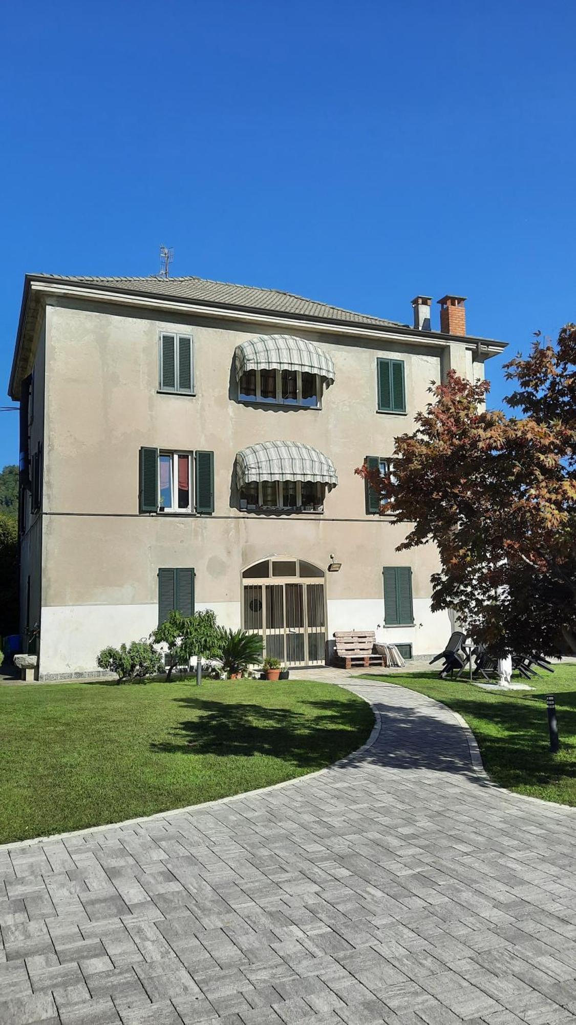 Lago Maggiore, Leggiuno, Ampio Appartamento Exterior photo